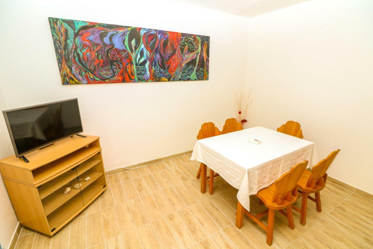 Apartments Reljic With Terrace Baska  Exterior photo