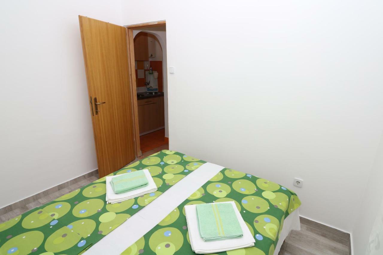 Apartments Reljic With Terrace Baska  Exterior photo
